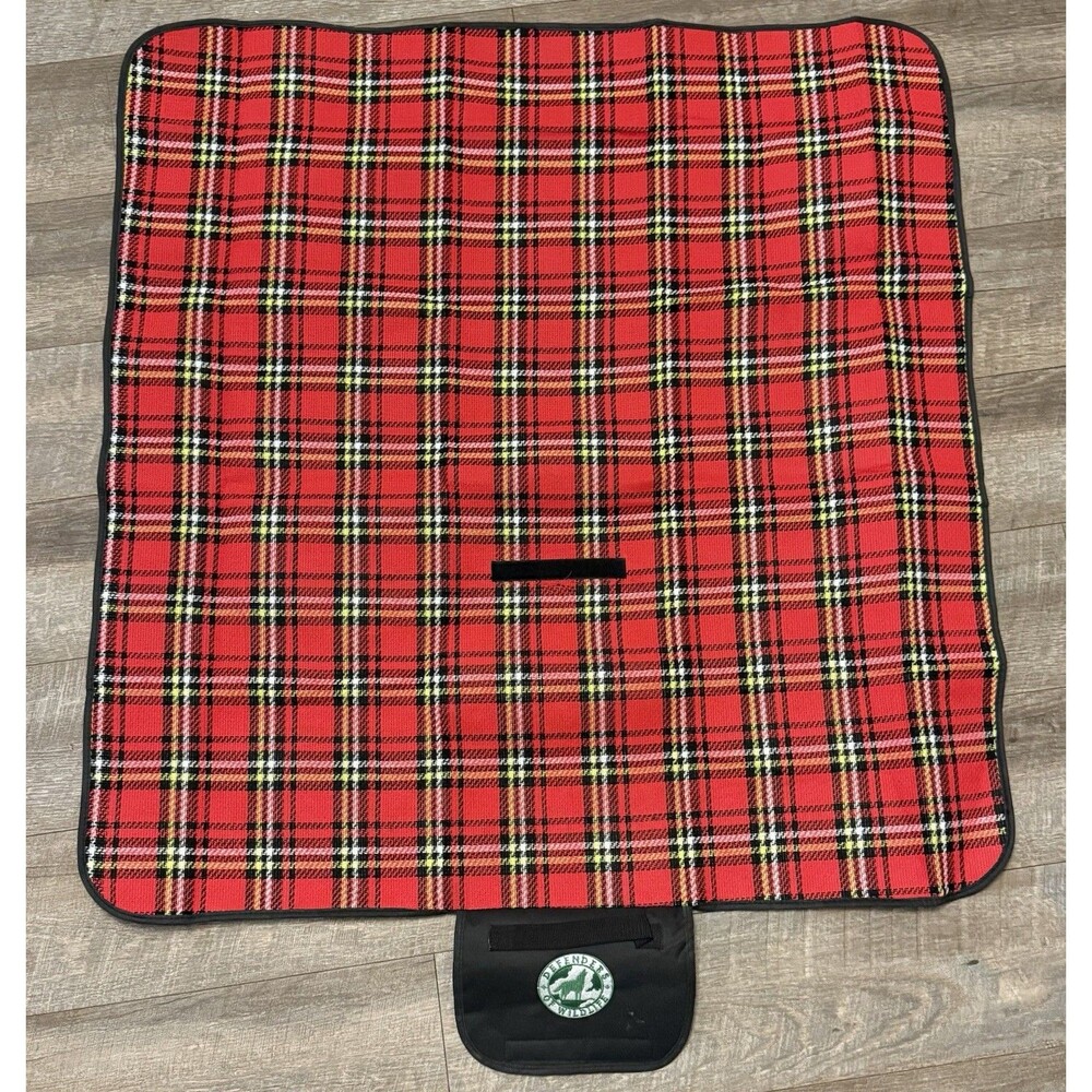 Defenders of Wildlife Picnic Blanket 41x41 Red Plaid Foldable Outdoor Mat EUC